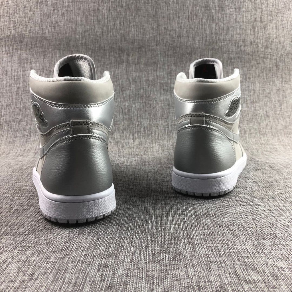 Air Jordan 1 High OG Japan Grey Silver Sneakers DC1788-029 - product image from the listing.
