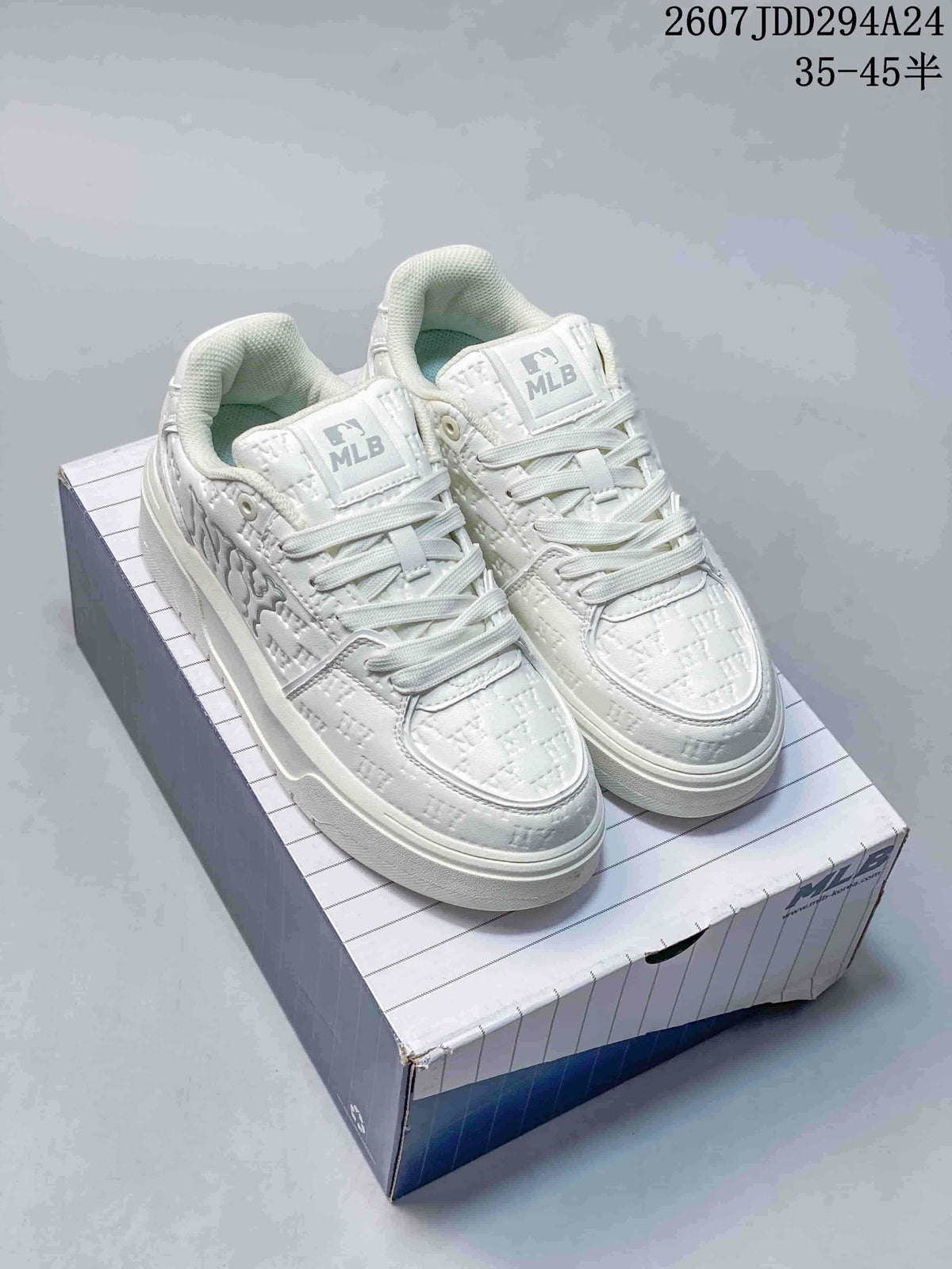 MLB Chunky Liner MID Trainers White and Lavender - product image from the listing.