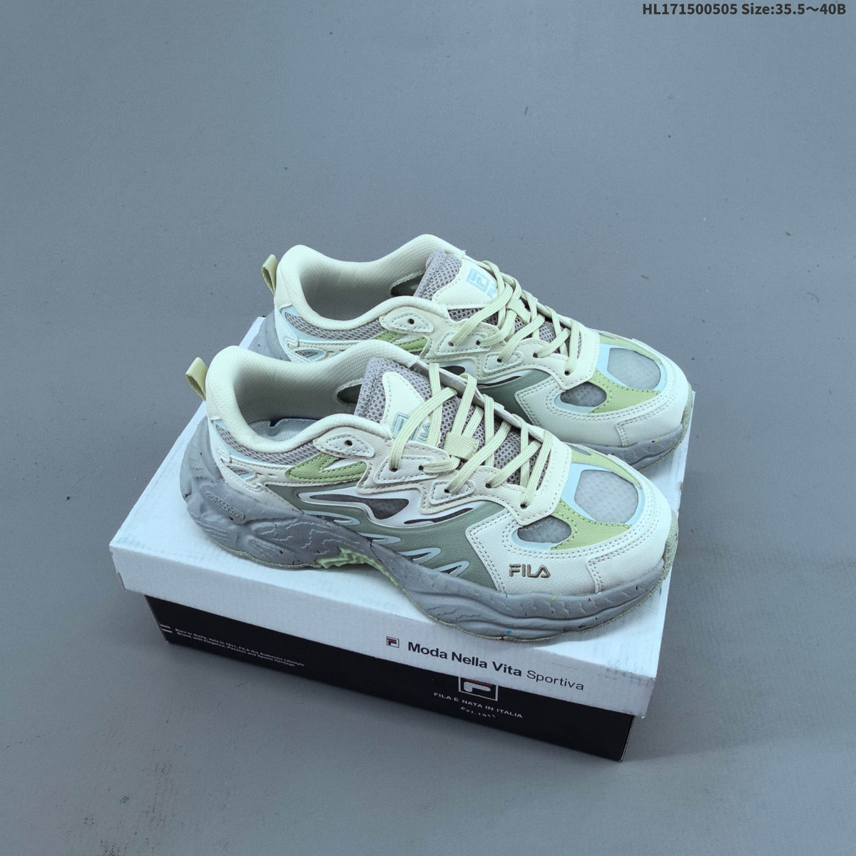 FILA FERN Low-Cut Sneakers F12M331101 - product image from the listing.