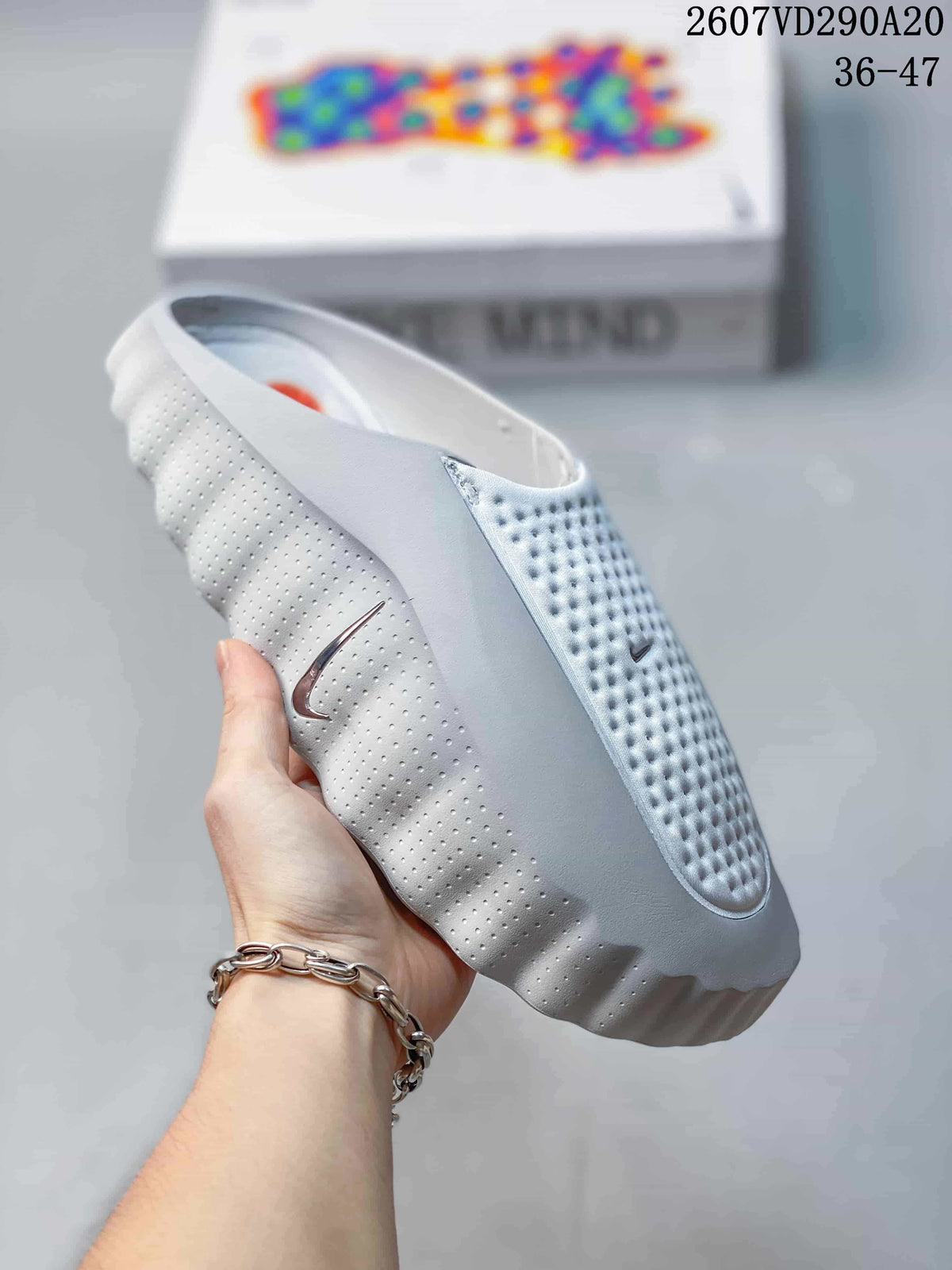 Nike Mind 001 Slides in Multicolor 2607VD290A20 - product image from the listing.