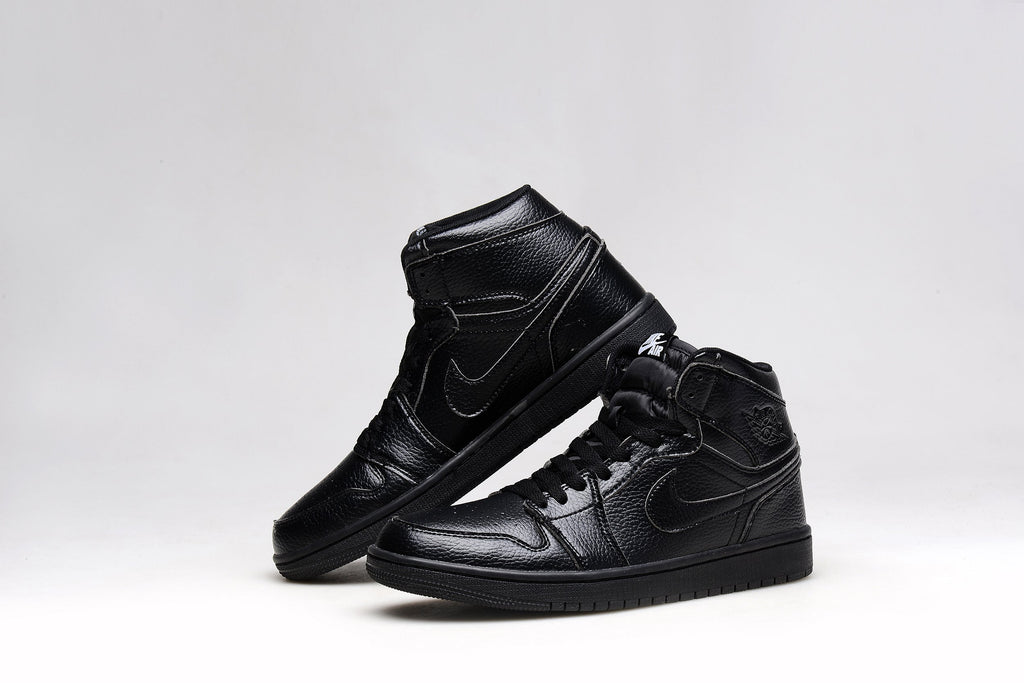 Men's Air Jordan 1 High Black Sneakers - product image from the listing.