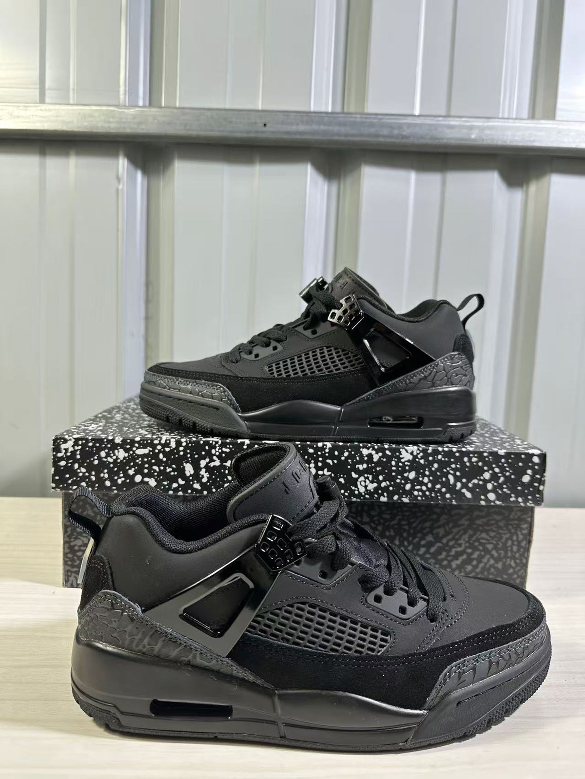 Jordan Spizike Low Sneakers in Black FQ17 - product image from the listing.