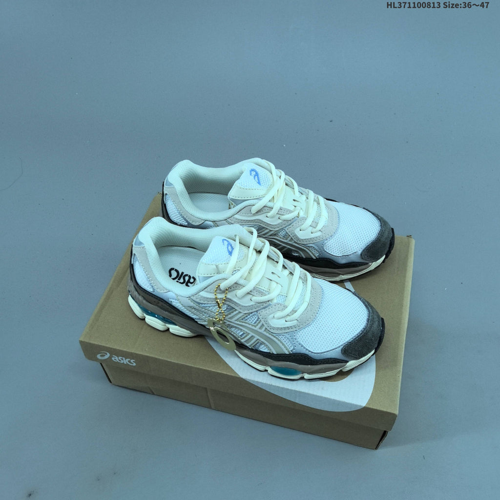ASICS GEL-NYC Retro Sneakers for Running - product image from the listing.