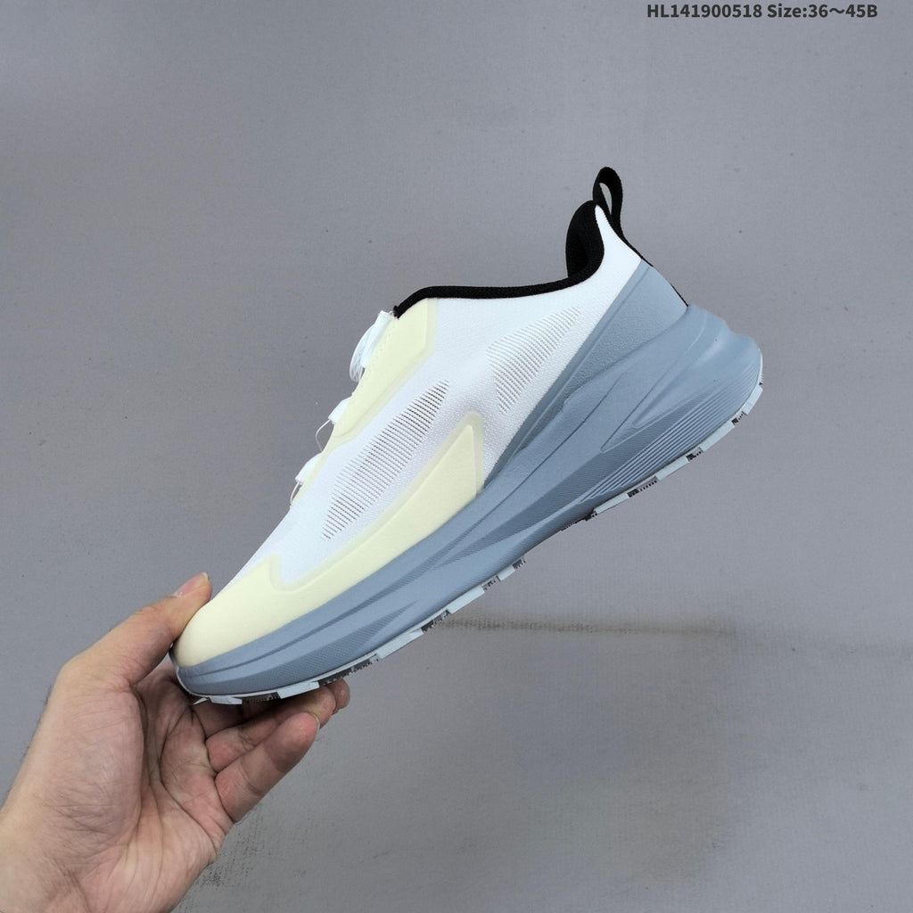 Descente Lavitate 3.0 Air Wire Low-Top Shoes for Running - product image from the listing.