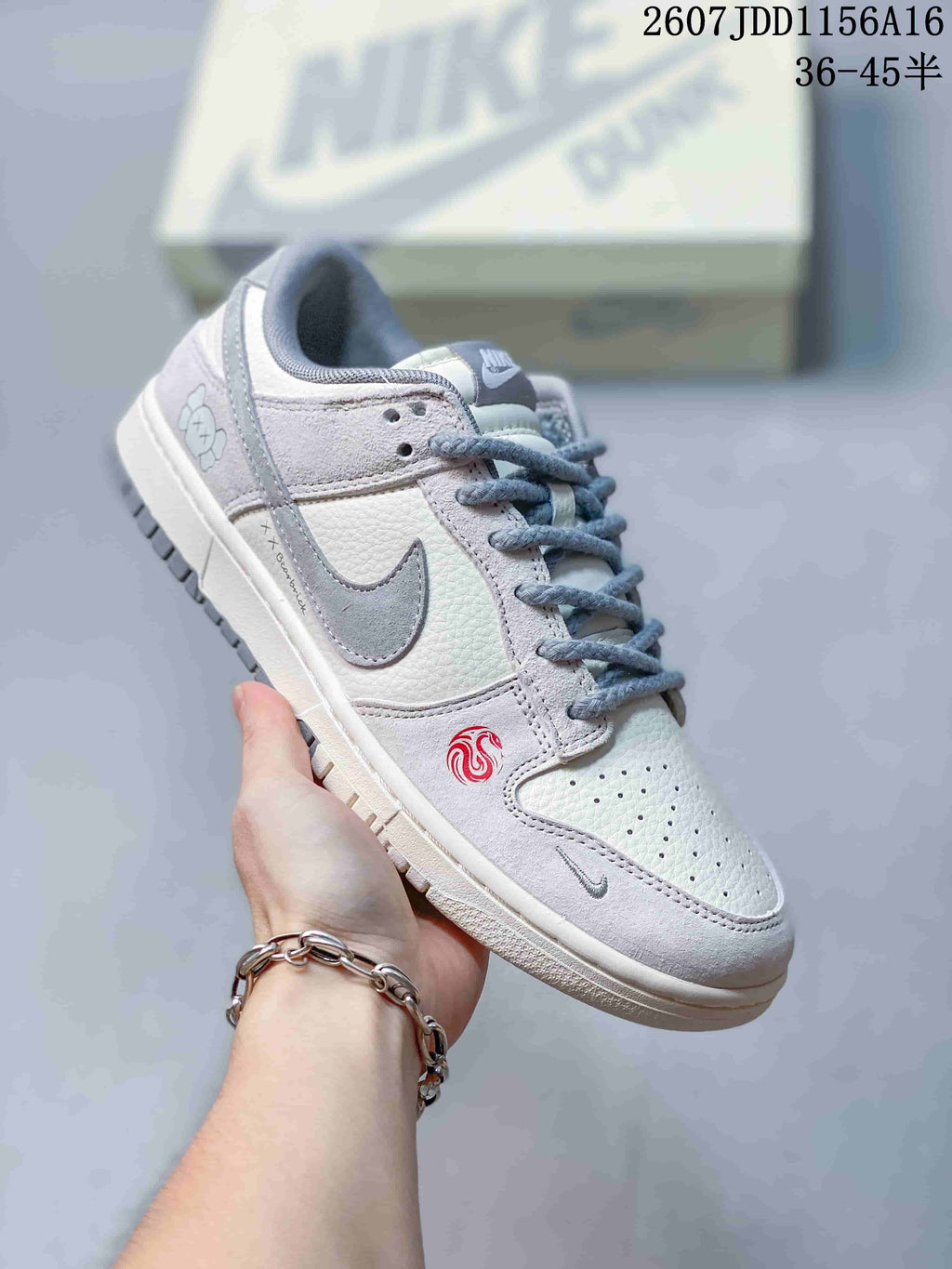 Nike SB Dunk Low Supreme-Style Sneakers in White Grey - product image from the listing.