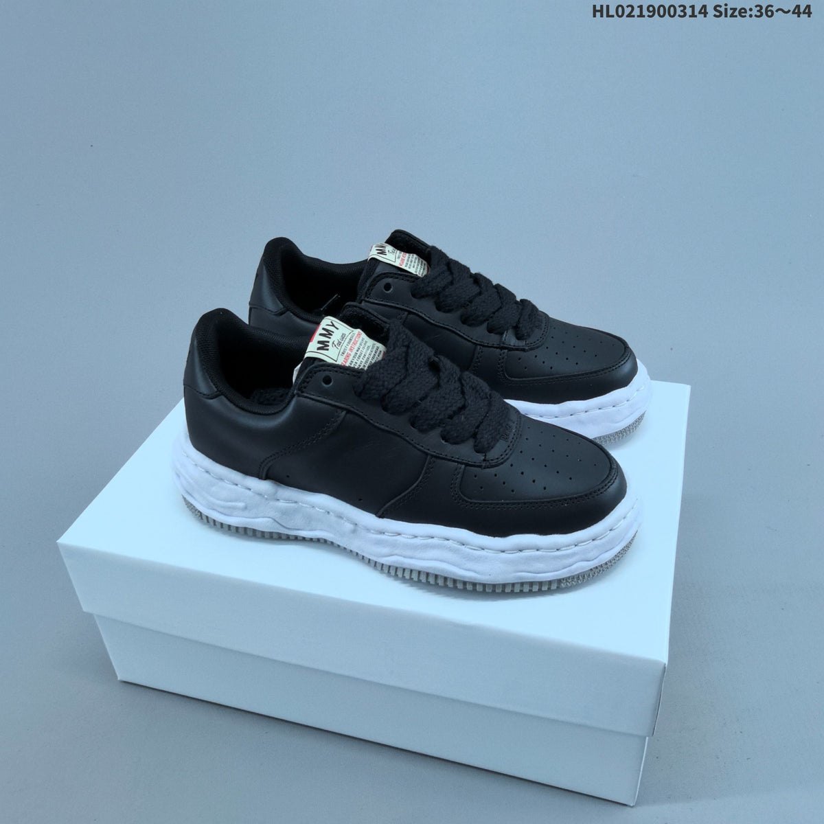 Maison Mihara Yasuhiro Original Sole Low Sneakers in Black - product image from the listing.