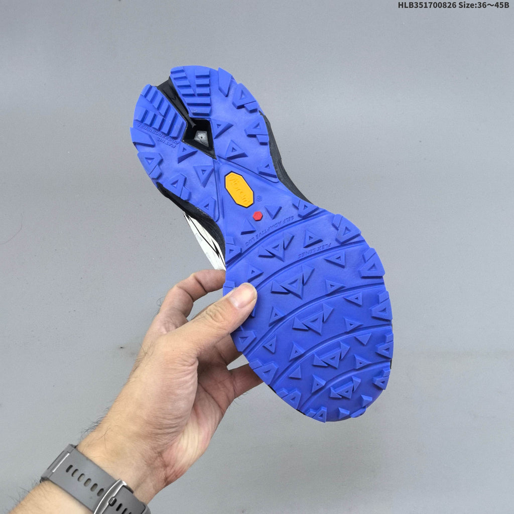 Kailas Fuga EX3 BOA Trail Running Shoes, in White and Navy - product image from the listing.