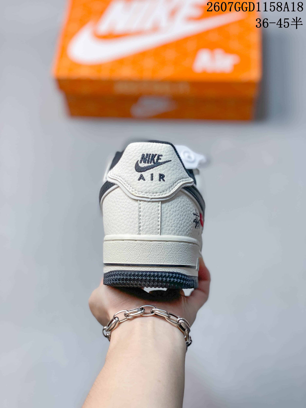 Nike Air Force 1 '07 Low Sneakers in White Navy 2607GGD1158A18 - product image from the listing.