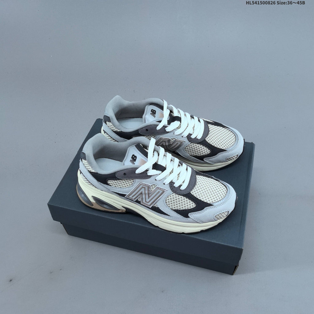 New Balance M2010 Retro Running-Inspired Trainers - product image from the listing.