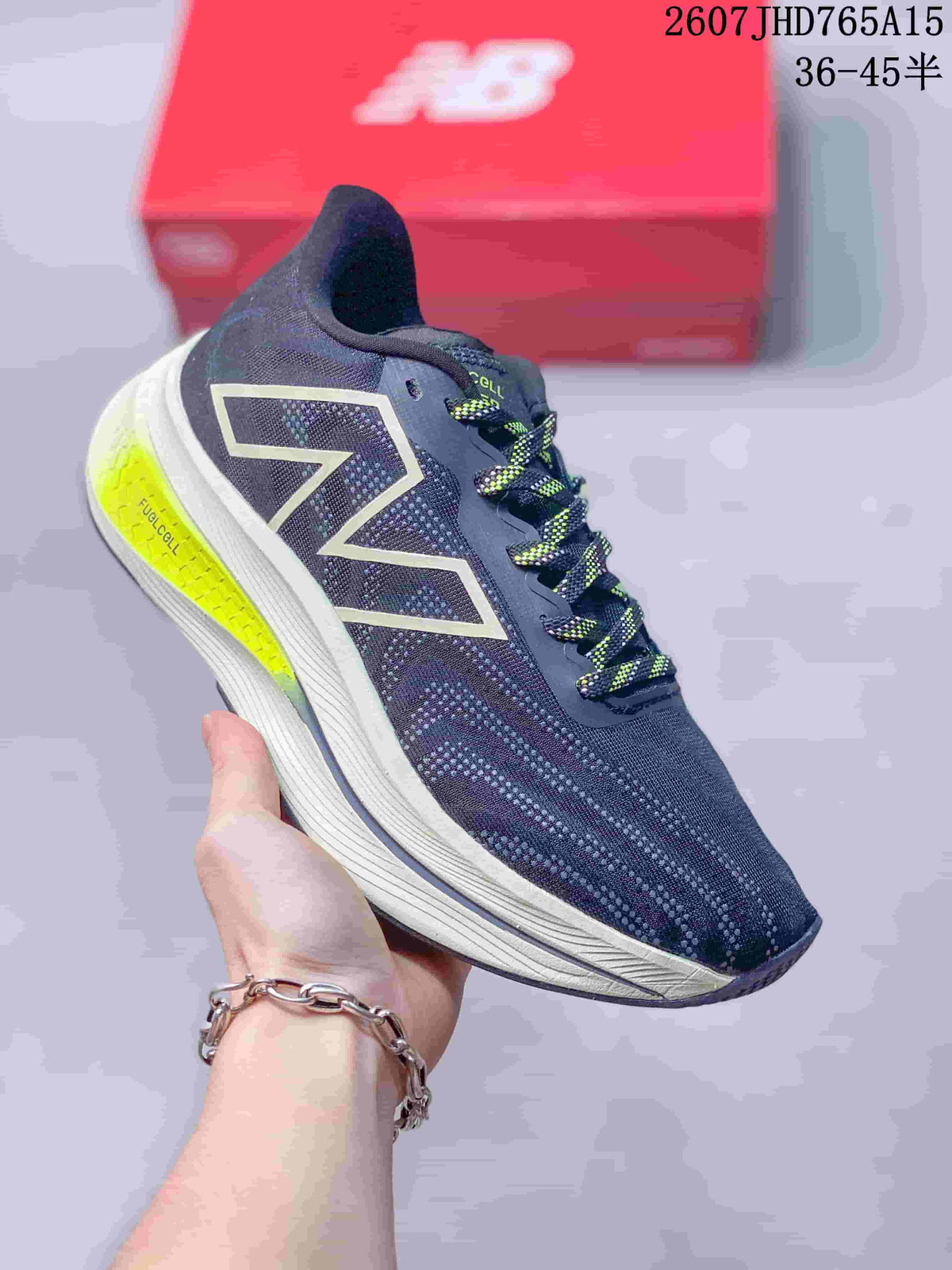 New Balance RC Elite MFCXLK4 Sneakers for Running - product image from the listing.