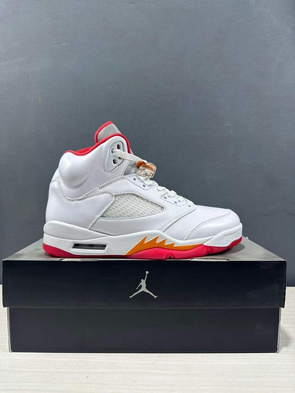 Air Jordan 5 Sunset White Sneakers IV5678-102 - product image from the listing.