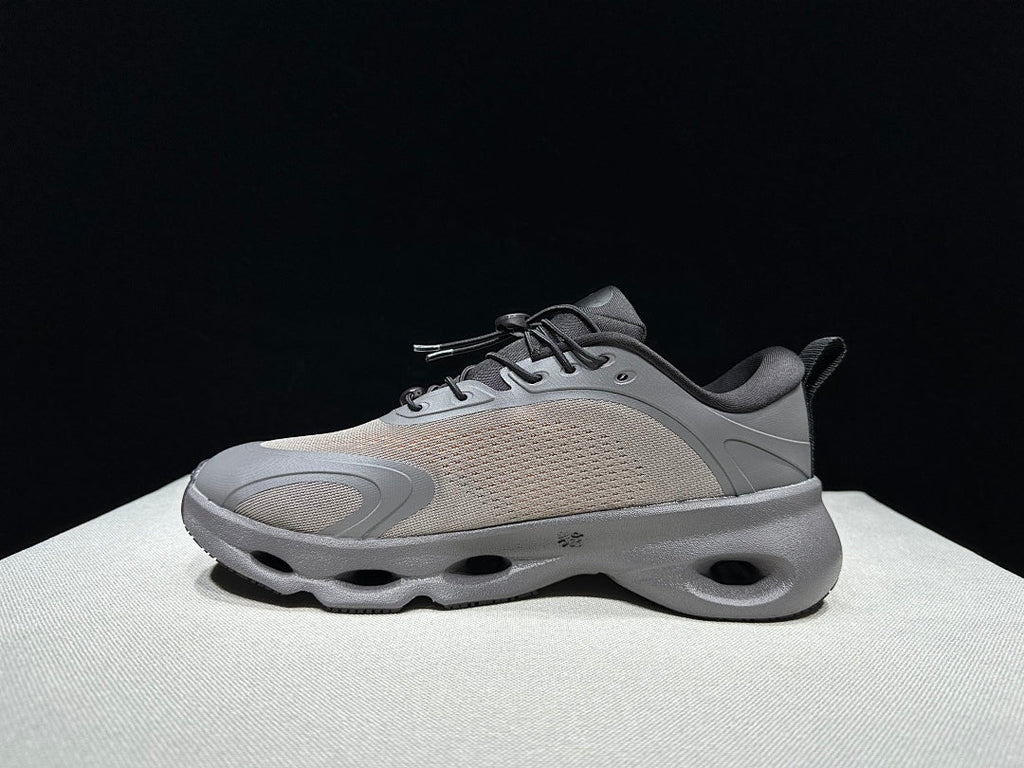 Gray On x Loewe Cloudventure 3.0 Sneakers - product image from the listing.