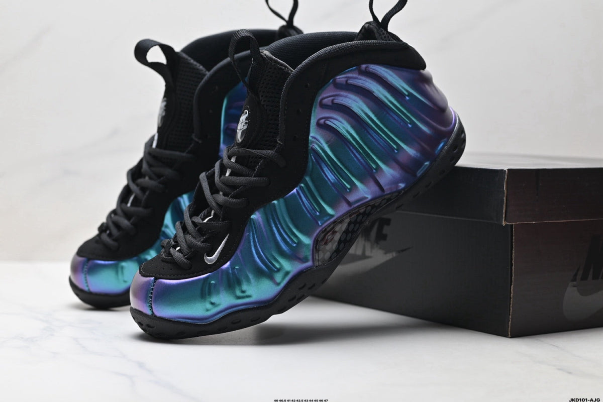 Nike Air Foamposite One Penny Hardaway Iridescent Trainers - product image from the listing.