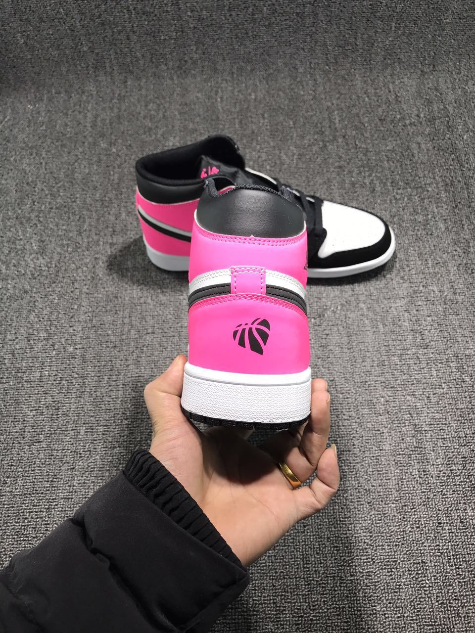 Jordan 1 High Valentine's Day Sneakers in Black Pink - product image from the listing.