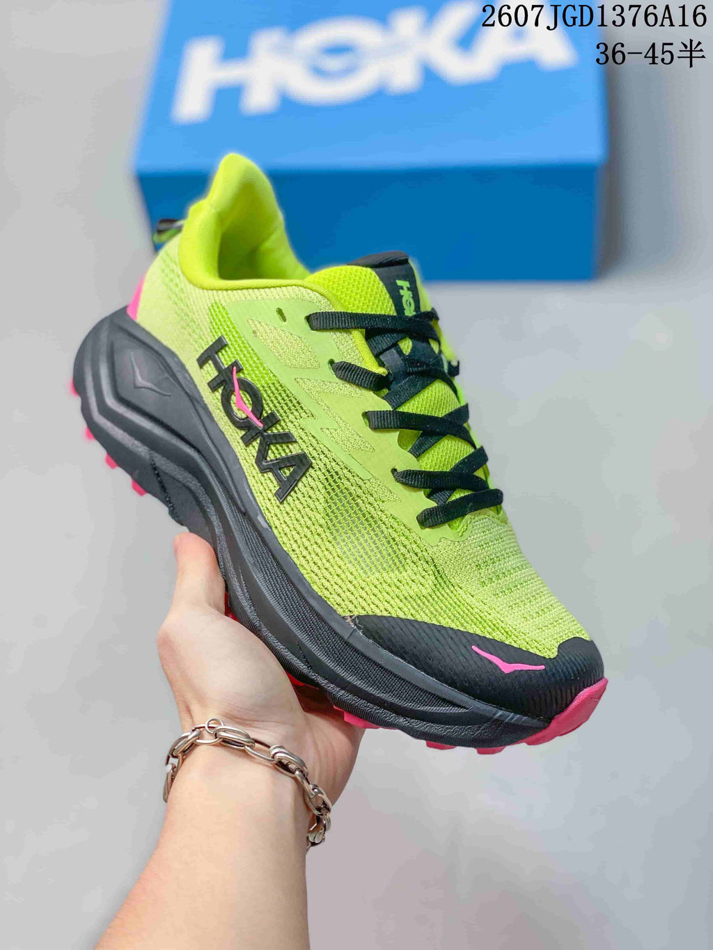 HOKA Challenger 8 Shoes for Running 711260WPR - product image from the listing.