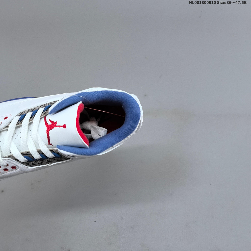 Air Jordan 3 Retro True Blue Sneakers - product image from the listing.