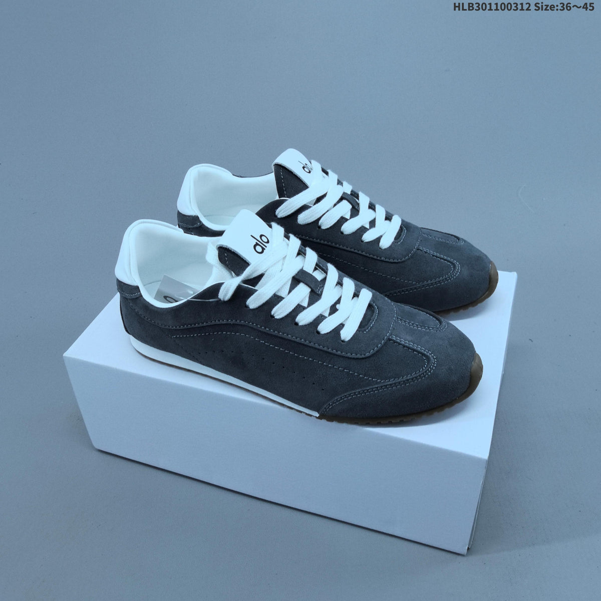 Alo Sunset Sneakers in Suede-Look Low-Cut Style - product image from the listing.