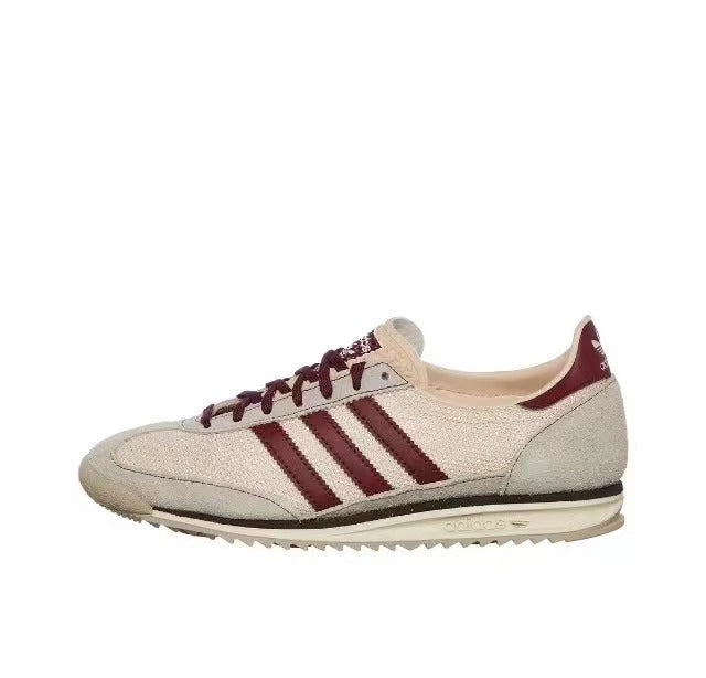Adidas JI1876 Low-Top Sneakers, in Beige and Burgundy - product image from the listing.