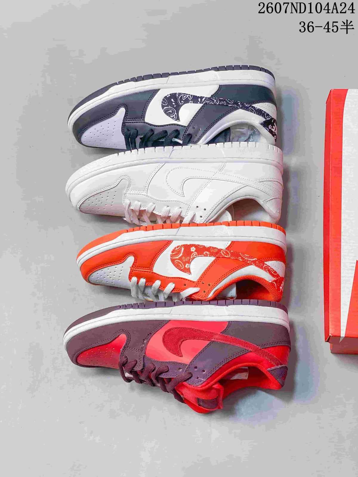 Nike SB Dunk Low Pro QS Low-Cut Sneakers - product image from the listing.