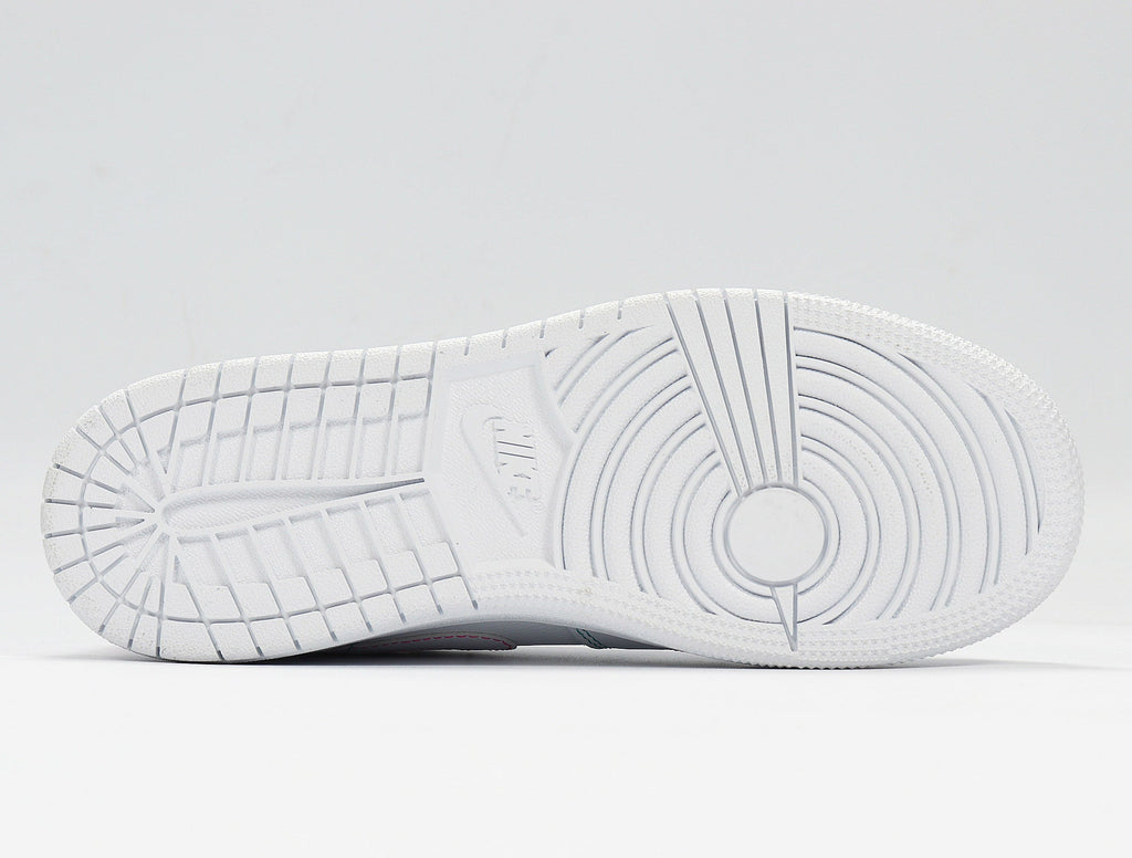 White Pink Sneakers Style - Jordan 1 Low 554723-101 - product image from the listing.