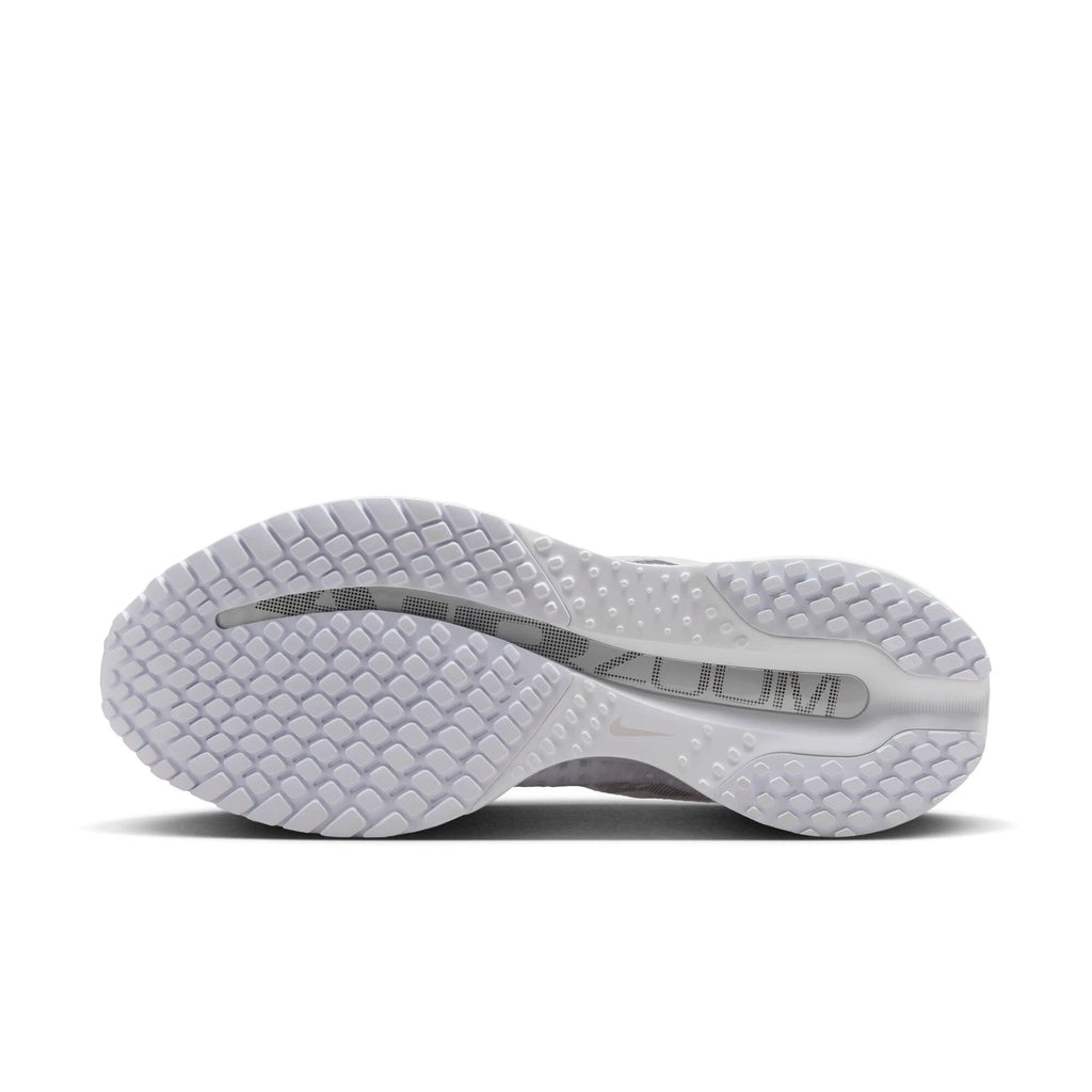 Nike Pegasus Premium Running Shoes in White HQ2593-102 - product image from the listing.