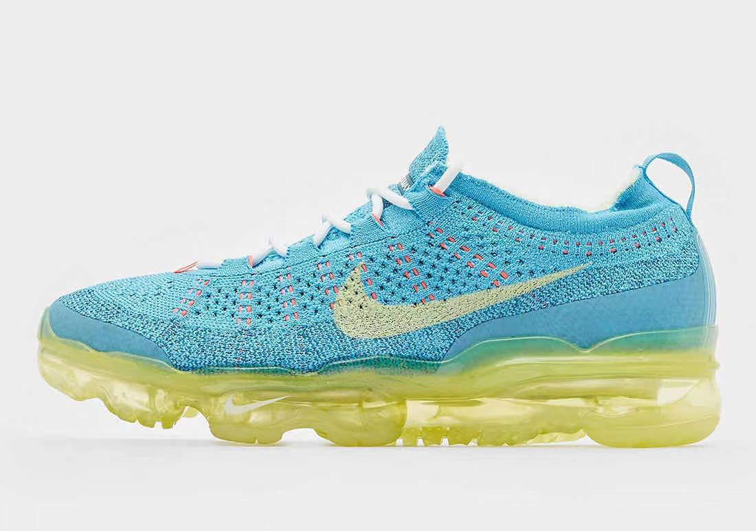 Nike Air VaporMax 2023 Flyknit Trainers - product image from the listing.