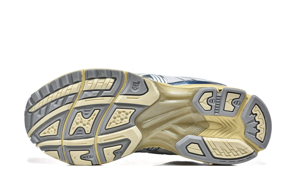 ASICS Gel-Kayano 14 Sneakers in Blue, in Silver and White - product image from the listing.