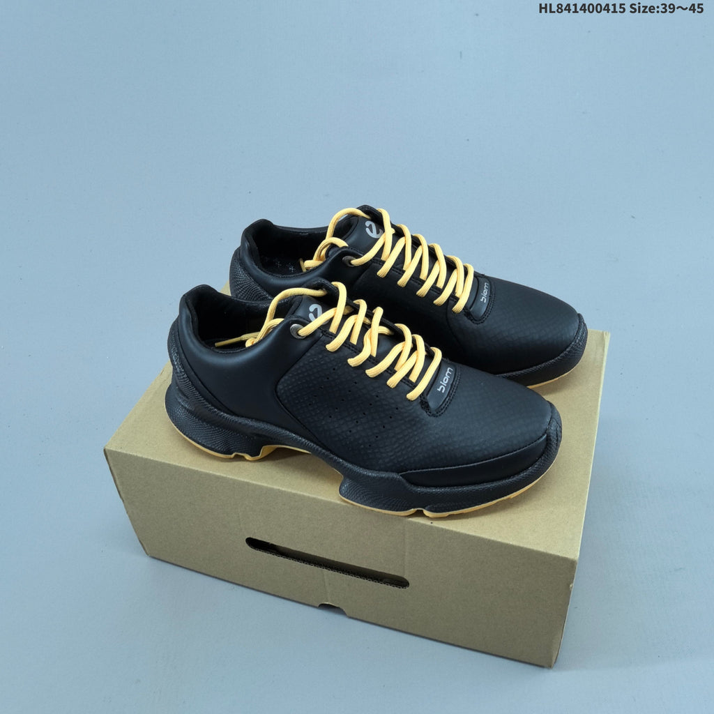 Men's ECCO Black Casual Sneakers with Lace-Up Design - product image from the listing.