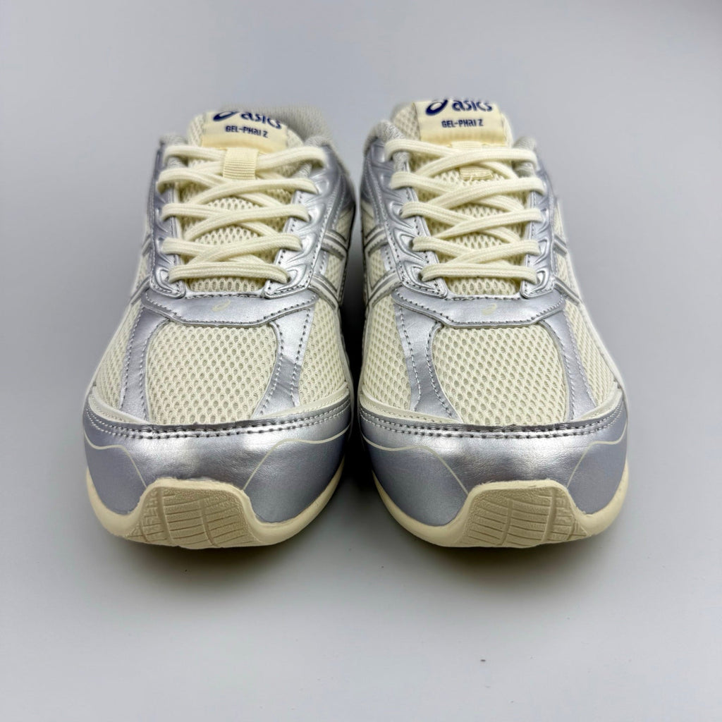 ASICS GEL-PTG Z 4 Sneakers in Silver 1203B126-100 - product image from the listing.