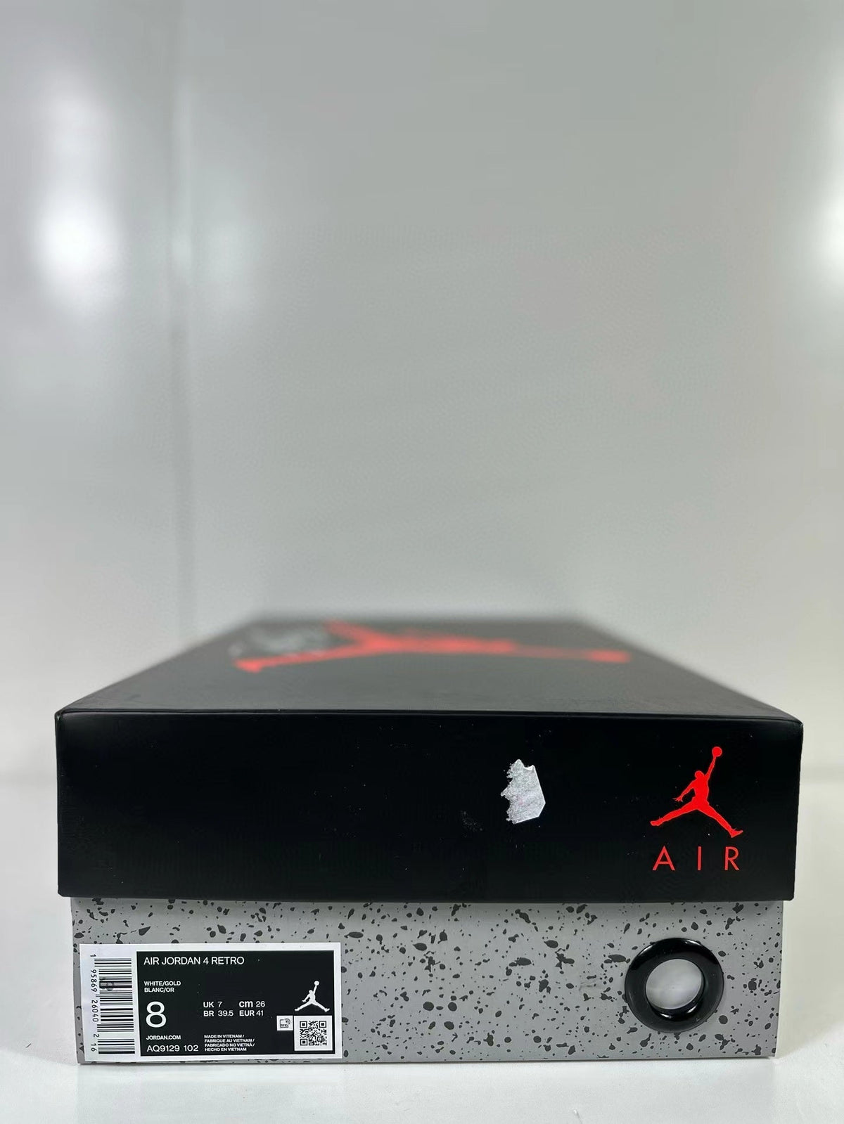 Air Jordan 4 White Yellow Sneakers AQ9129-102 - product image from the listing.