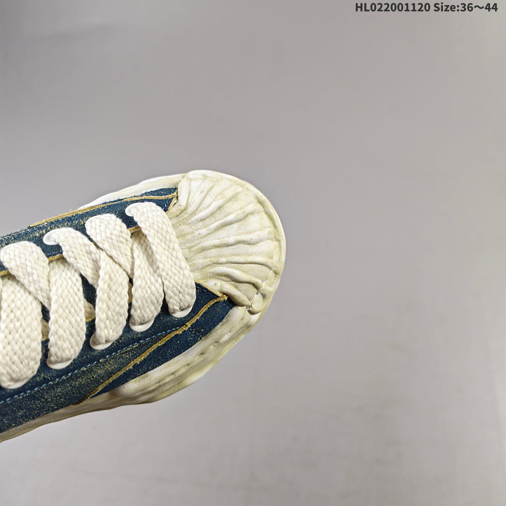 Blue Denim MMY Wayne Low-Top Sneakers - product image from the listing.