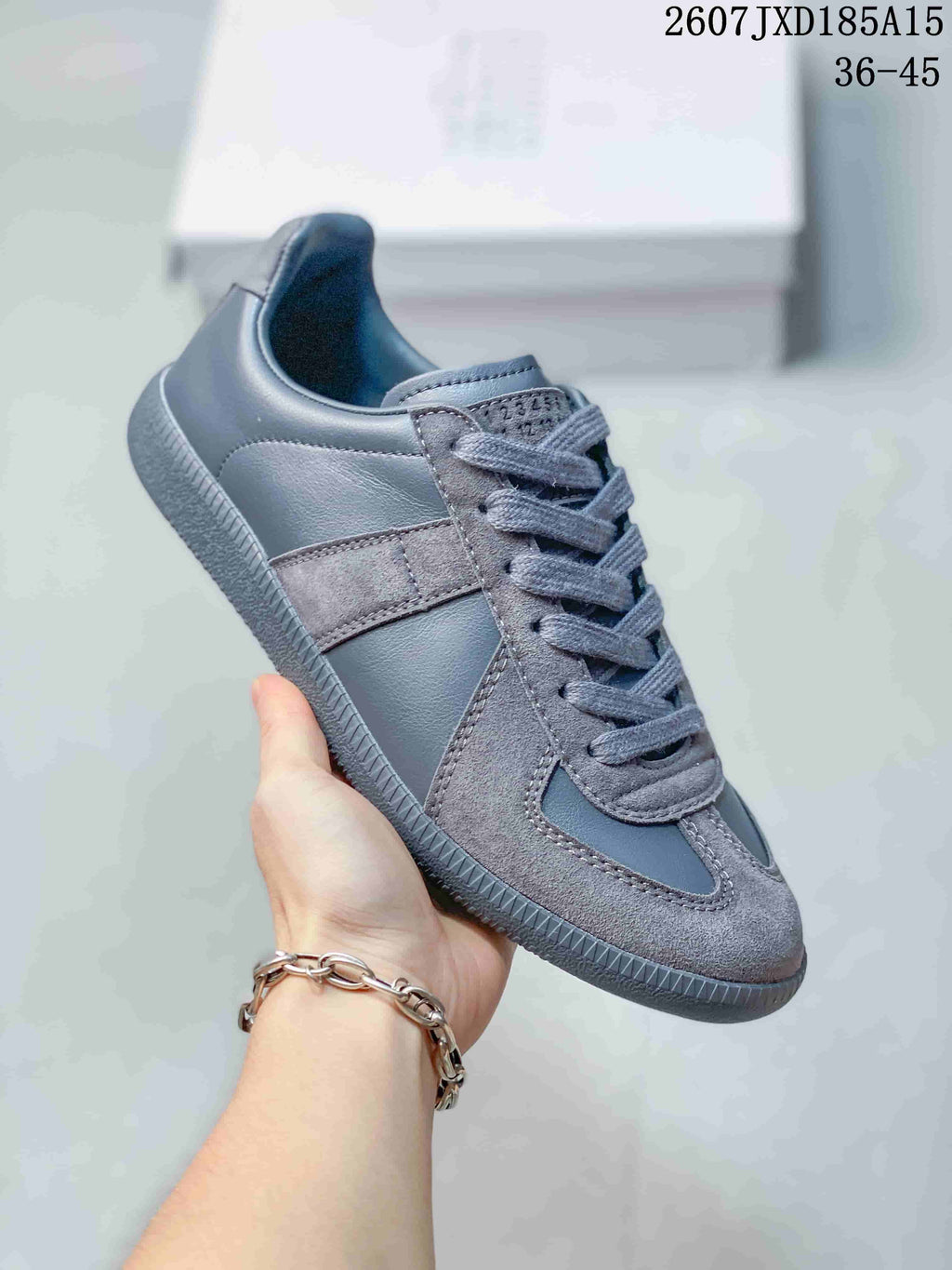 Maison Margiela S57WS0236 Replica Trainers in Multiple Colors - product image from the listing.