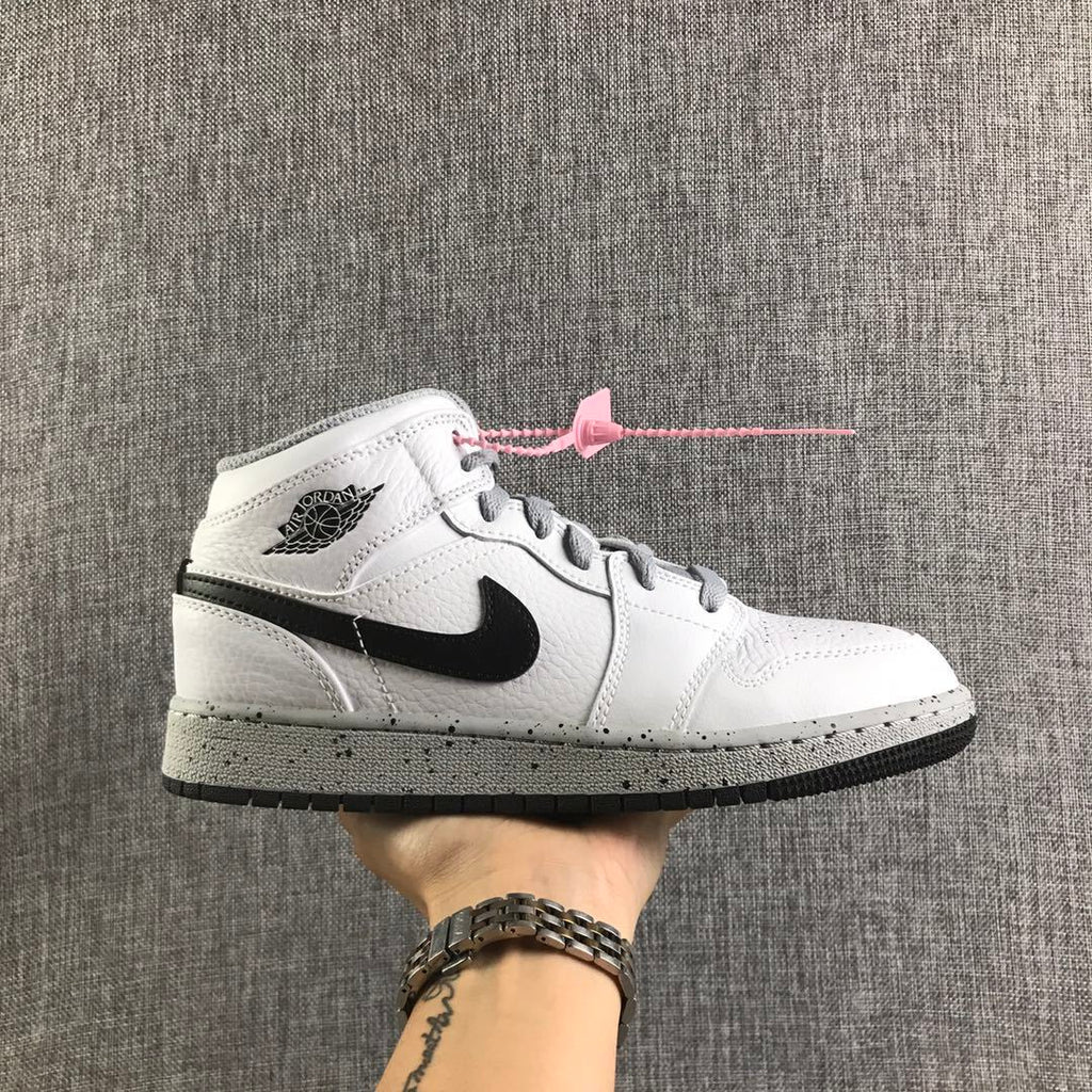 White Cement Sneakers - Jordan 1 High - product image from the listing.